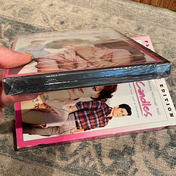 {Sixteen Candles} DVD Flashback Edition, excellent used condition 2008 - Picture 6 of 6